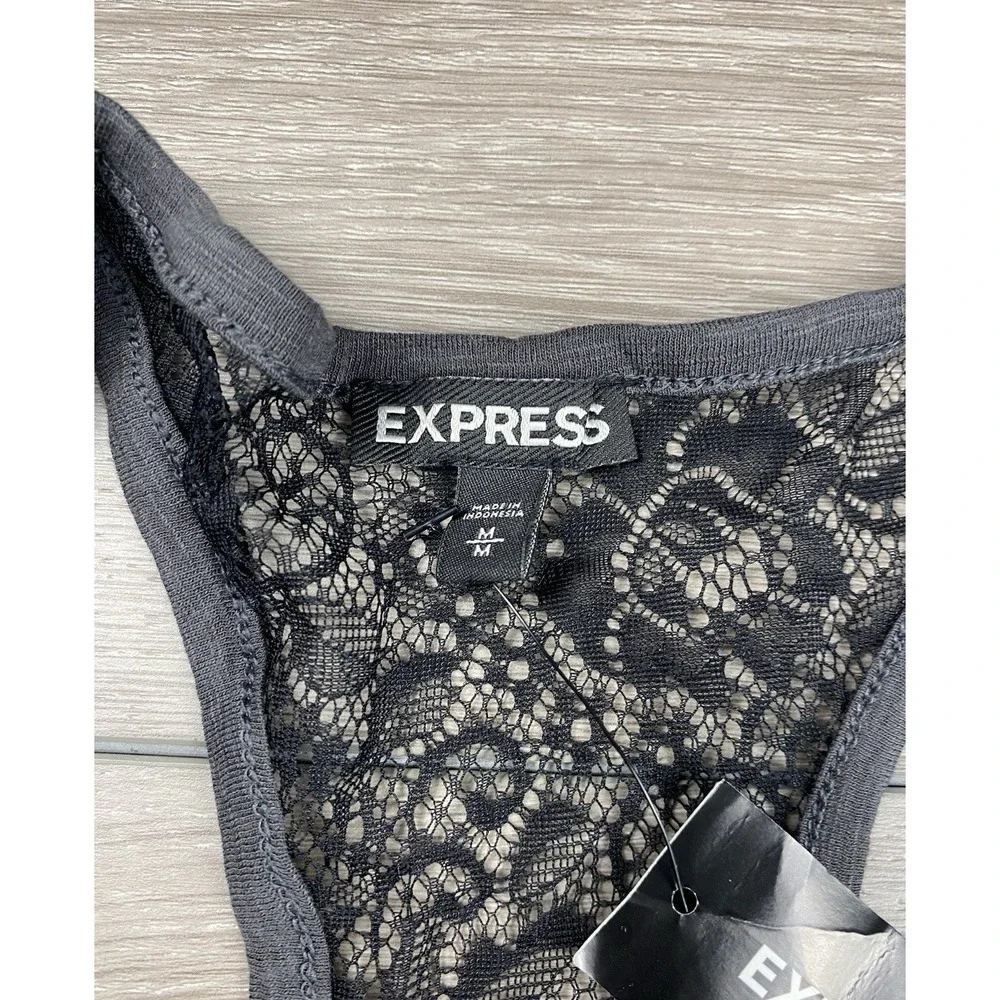 Express Women's Sleeveless USA Flag Lips Graphic Tank Grey Size Medium New - Picture 5 of 8